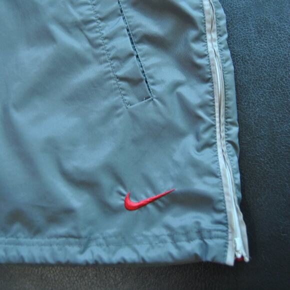 Large Vintage Nike Rain Jacket with Hideaway Hoodie Gray Red - Picture 13 of 14